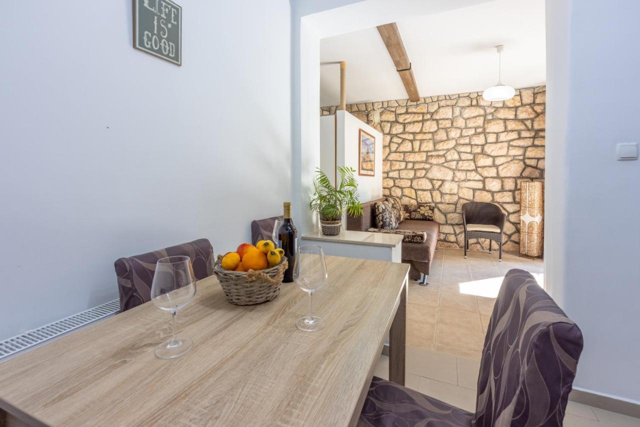 Apartmani Anita Dramalj Εξωτερικό φωτογραφία