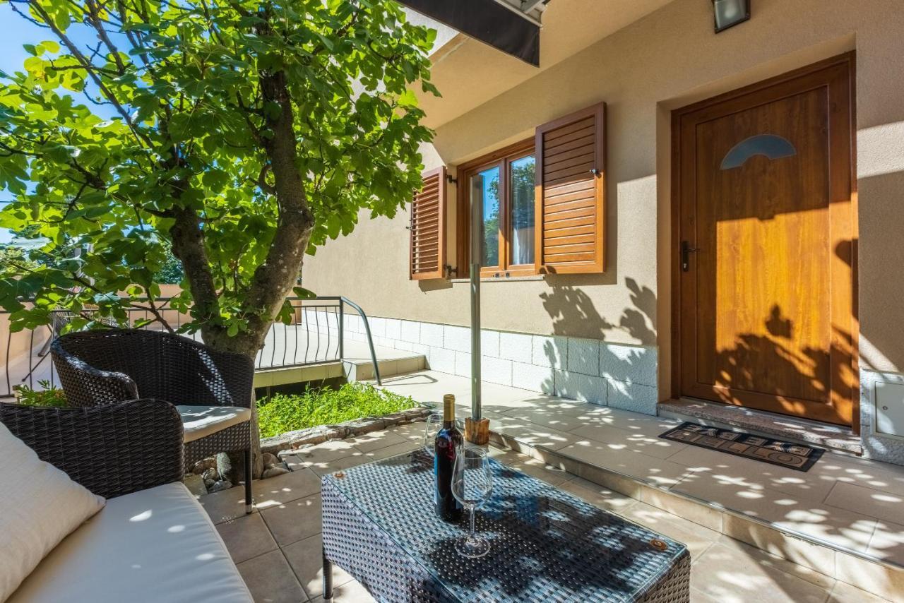 Apartmani Anita Dramalj Εξωτερικό φωτογραφία